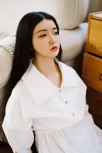 Discover the Serene Elegance of San Yuan in YiTuYu Art Language Vol.8608 Collection-0