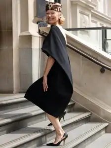 Asian Beauty Shines on Red Carpet: Unique Style Leading 2025 Trends-7