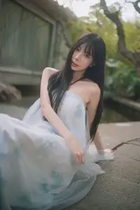 Xiao Yu: Orchid Garden Muse in YiTuYu Vol.8701 – Captivating Serenity Unveiled-38