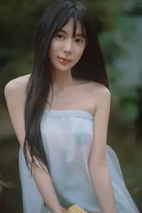 Xiao Yu: Orchid Garden Muse in YiTuYu Vol.8701 – Captivating Serenity Unveiled-2