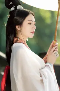 Yan Ru Yu's Timeless Hanfu Elegance: Discover YiTuYu Art Language Vol.8693-4