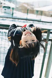 YiTuYu Vol.8663 Hu Jiao Hu Hu: JK Schoolgirl in Snow, Captivating Japanese Beauty-13