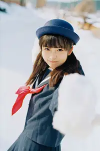 YiTuYu Vol.8663 Hu Jiao Hu Hu: JK Schoolgirl in Snow, Captivating Japanese Beauty-5