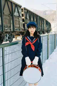 YiTuYu Vol.8663 Hu Jiao Hu Hu: JK Schoolgirl in Snow, Captivating Japanese Beauty-11