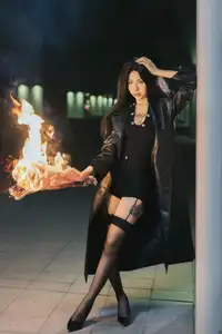 YiTuYu Vol.8615 Shi Yi: Fiery Allure & Decadent Style – A Mysterious Encounter-0