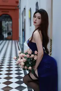 XiuRen No.10740: A Yi Sha's Captivating Charm Under City Lights-1