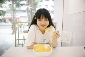 YiTuYu Vol.8664: Kikooo's Fresh Summer Charm – A Glimpse of Lively Urban Beauty-11