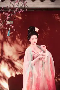 Bei Bei Mo's Grace: Hanfu Beauty Amidst Cherry Blossoms, YiTuYu Vol.8626-26