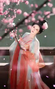 Bei Bei Mo's Grace: Hanfu Beauty Amidst Cherry Blossoms, YiTuYu Vol.8626-21