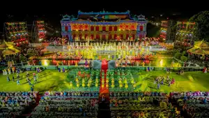 Vietnam Travel: Ha Long Bay Sunset Cruise, Experience the Beautiful Season-10