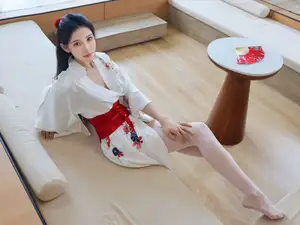 Discover the Serene Beauty of Li Shuang Er in Traditional Kimono by XiuRen Part01-4