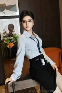 XiuRen No10674 Nuo Li Zi Unveiling Her Captivating Office Charm-22