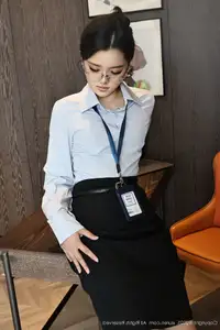 XiuRen No10674 Nuo Li Zi Unveiling Her Captivating Office Charm-42