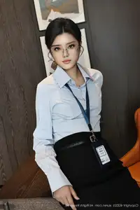 XiuRen No10674 Nuo Li Zi Unveiling Her Captivating Office Charm-16