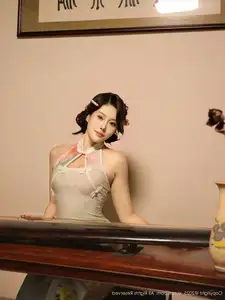 XiuRen No.10749: Li Li An Na O's Elegant Cheongsam Photoshoot Captures Timeless Asian Beauty-39