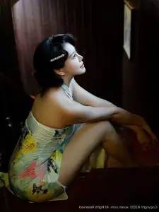 XiuRen No.10749: Li Li An Na O's Elegant Cheongsam Photoshoot Captures Timeless Asian Beauty-4