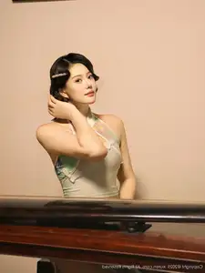 XiuRen No.10749: Li Li An Na O's Elegant Cheongsam Photoshoot Captures Timeless Asian Beauty-48