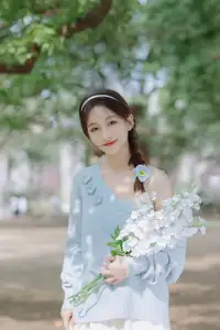 Lin Miao Xin: Captivating Spring Serenity in YiTuYu Vol.8645-21