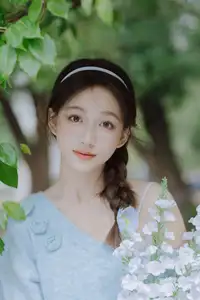 Lin Miao Xin: Captivating Spring Serenity in YiTuYu Vol.8645-34