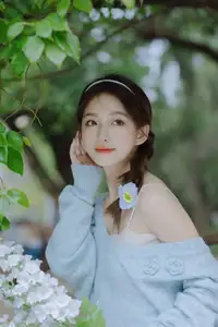 Lin Miao Xin: Captivating Spring Serenity in YiTuYu Vol.8645-17