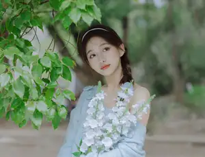 Lin Miao Xin: Captivating Spring Serenity in YiTuYu Vol.8645-12