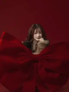 Rich Kid Chao: Stunning Close-Up Beauty & Elegant Charm Revealed-2