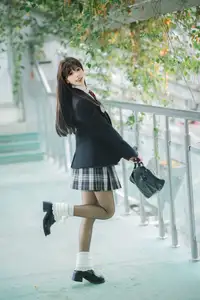 Xian Nu Juan (Vol.8662 YiTuYu) Serene Stroll in a Lush Botanical Garden-23