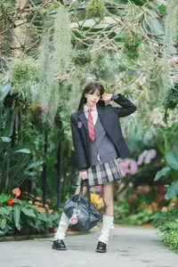 Xian Nu Juan (Vol.8662 YiTuYu) Serene Stroll in a Lush Botanical Garden-14