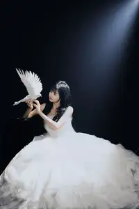Ethereal Beauty: White Gown Angel with Dove by YiTuYu Art Vol.8612 OO-1