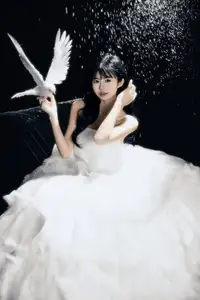 Ethereal Beauty: White Gown Angel with Dove by YiTuYu Art Vol.8612 OO-0