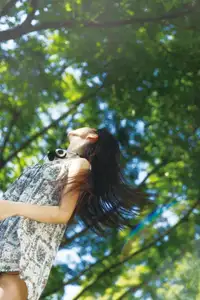 YiTuYu Art Language Vol.8682: Kun Kun Bu Kun Le's Fresh & Pure Beauty-1