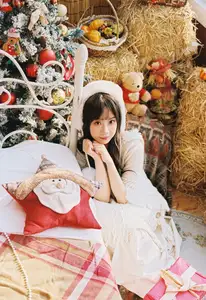 Zi Qing's Cozy Charm: Captivating Beauty in Rustic Warmth - YiTuYu Vol.8643-13