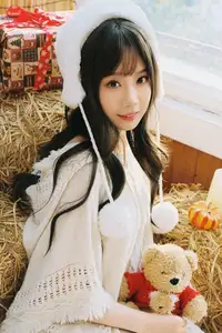 Zi Qing's Cozy Charm: Captivating Beauty in Rustic Warmth - YiTuYu Vol.8643-7