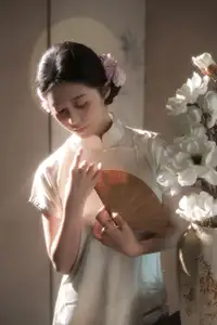 YiTuYu Vol.8655: Fen Mian Gu Niang – Timeless Elegance in Classic Qipao. Discover Asian Beauty and Grace.-9