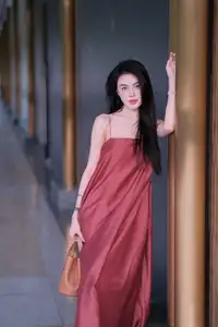 Stunning Maxi Dress Style: A Beautiful Woman's Elegant Pose.-8