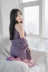 Coser Xuan Xiao Xue Jie Part 02: Discover Alluring Beauty in a Seductive Purple Outfit.-13