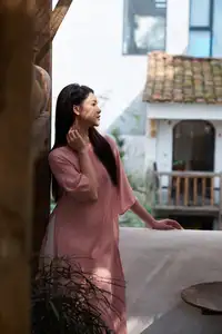 Elegant Vietnamese Beauty: Discovering a Girl's Grace in Gentle Sunlight-7