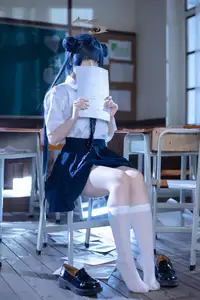 Captivating Blue Archive Misaki JK Cosplay by Coser@屿鱼 – Mystical School Uniform Charm-18