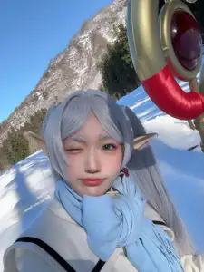 Coser Mim: Enchanting Frieren Cosplay (32P) in a Winter Wonderland-5