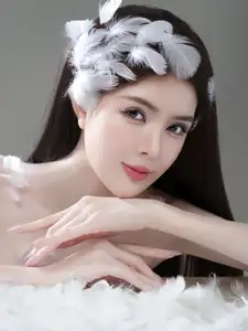 Lilly Luta's 'Living Doll' Close-Up Beauty: Pure Charm That Captivates!-1