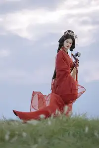 Timeless Elegance YiTuYu Vol8656 Yun An Traditional Beauty with Lantern at Dusk-9