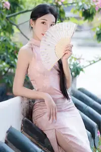 Elegant Chu Yin Asian Beauty in Qipao YiTuYu Art Language Vol.8675-17