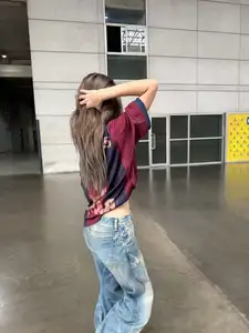 Thai Showbiz Star Prang Kannarun Flaunts Stunning Figure in Barcelona Jersey-1