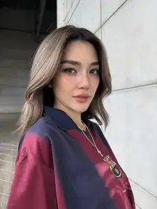 Thai Showbiz Star Prang Kannarun Flaunts Stunning Figure in Barcelona Jersey-0