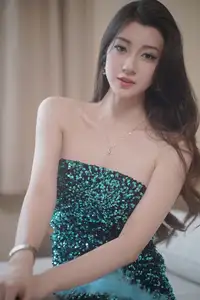 Dva Shines in Sparkling Emerald Dress: Captivating Fashion Portrait - YiTuYu Vol.8640-11