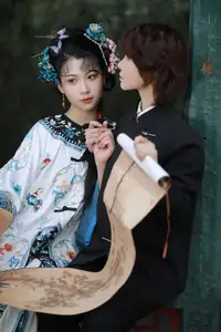 YiTuYu Vol.8634 A Ming: Captivating Ancient Beauty & Intimate Gaze-10