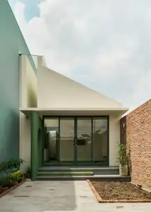 Explore Mekong Delta's Single-Story Home: Unique Skylight Design, Modern Living Space That Captivates.-4