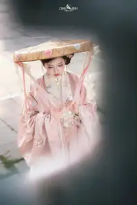 Pink Grace - Captivating Elegant Asian Traditional Beauty-0