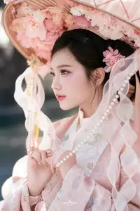 Pink Grace - Captivating Elegant Asian Traditional Beauty-18