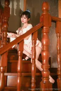 Discover Yan Tian Kitty's Enchanting Beauty in XiuRen No.10730: A Sweet & Captivating Photoshoot-20
